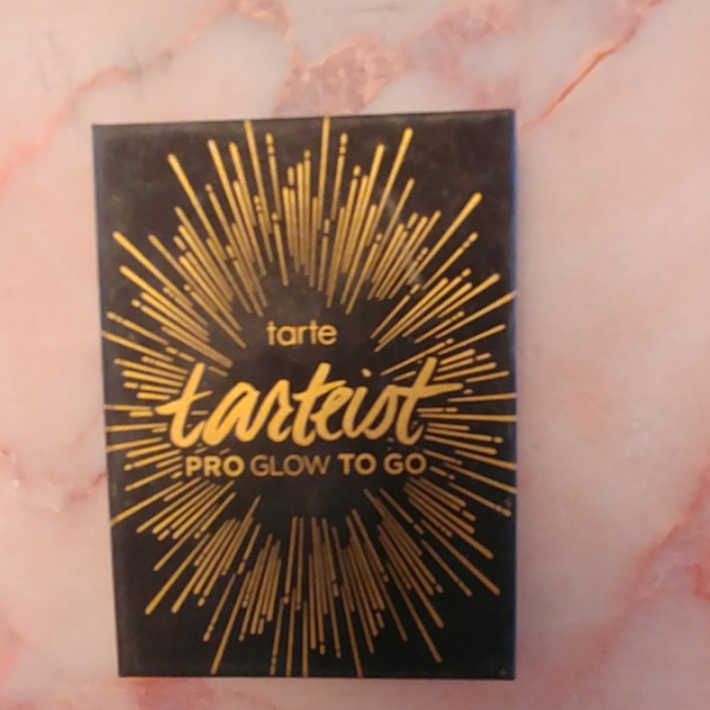 Tarte tarteist pro glow to go